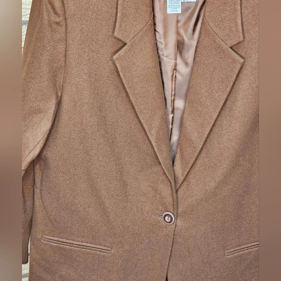 SAG HARBOR Petites 100% Wool Blazer Sz 14 - Picture 2 of 8